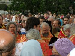 Прощальный молебен с акафистом великомученице Екатерине на площади Труда