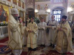 Митрополит Евгений совершил Божественную литургию в храме в день памяти первомученика и архидиакона Стефана