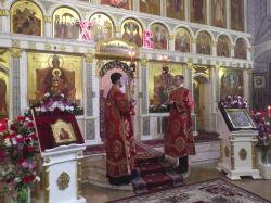 Митрополит Евгений совершил Божественную литургию в храме Преображения Господня